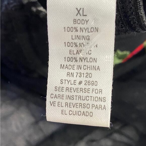 Frederick's of Hollywood Black Sheer Chemise with Floral Embroidery Size XL - Picture 5 of 10